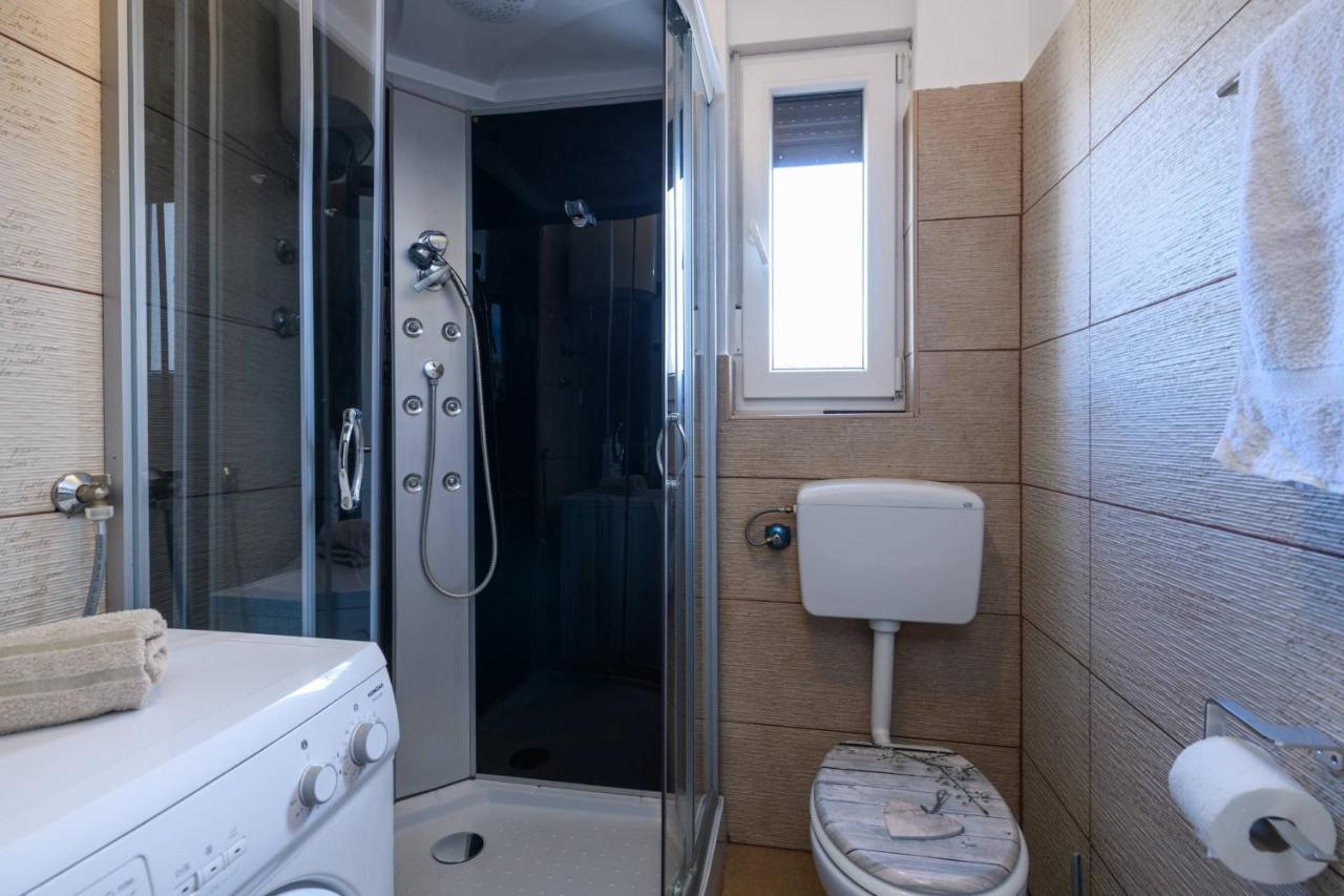 Villa Bobo Family House With Pool à Vodnjan Extérieur photo